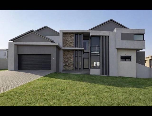 5 BEDROOM HOUSE FOR SALE IN BLUE VALLEY GOLF ESTATE